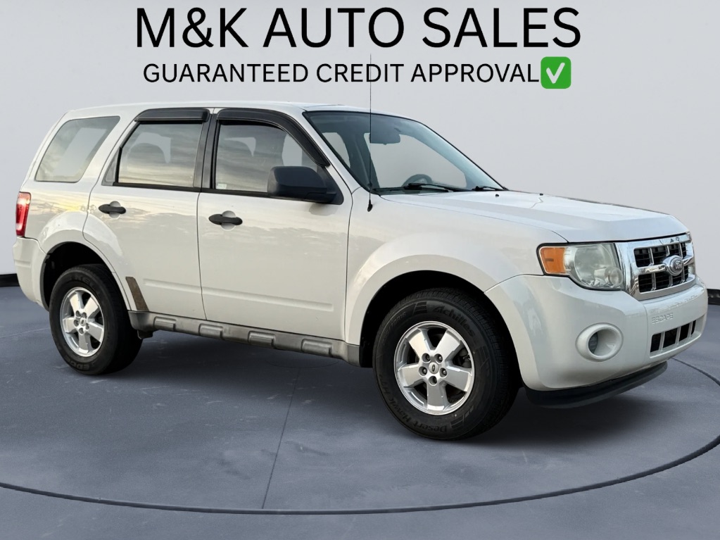 2010 Ford Escape XLS's photo