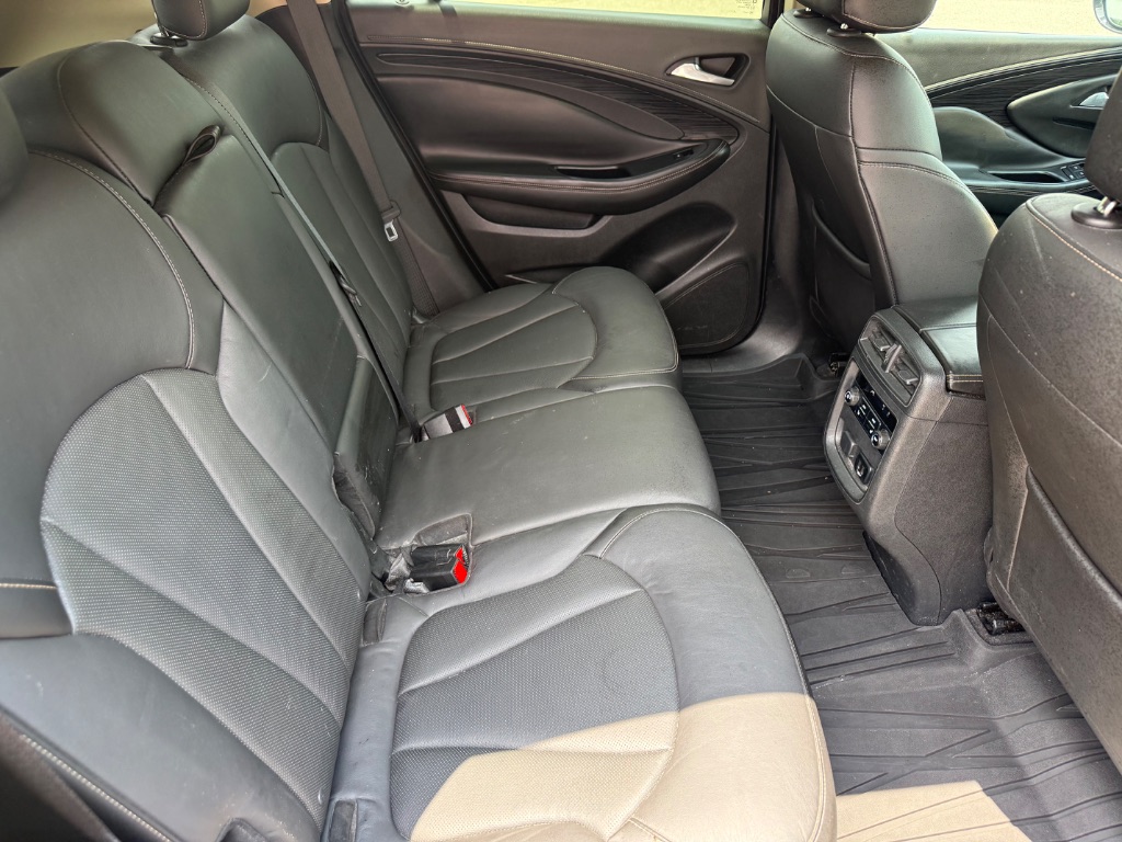 2017 Buick Envision Essence - Photo 12